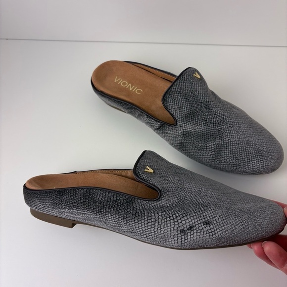 Vionic Gray Suede Carnegie Slip On Mules - Picture 3 of 8